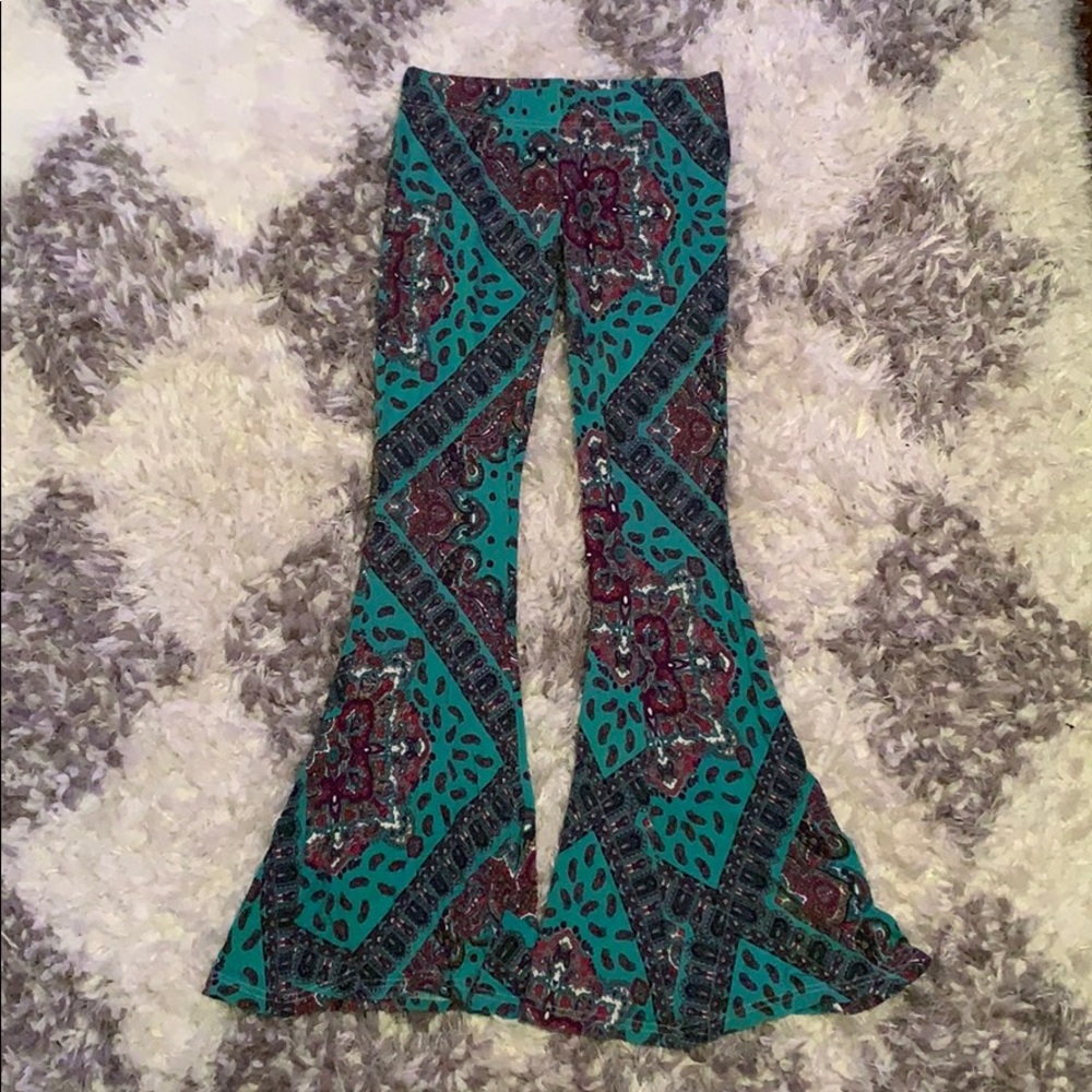 LF Paisley Flare Soft Pants